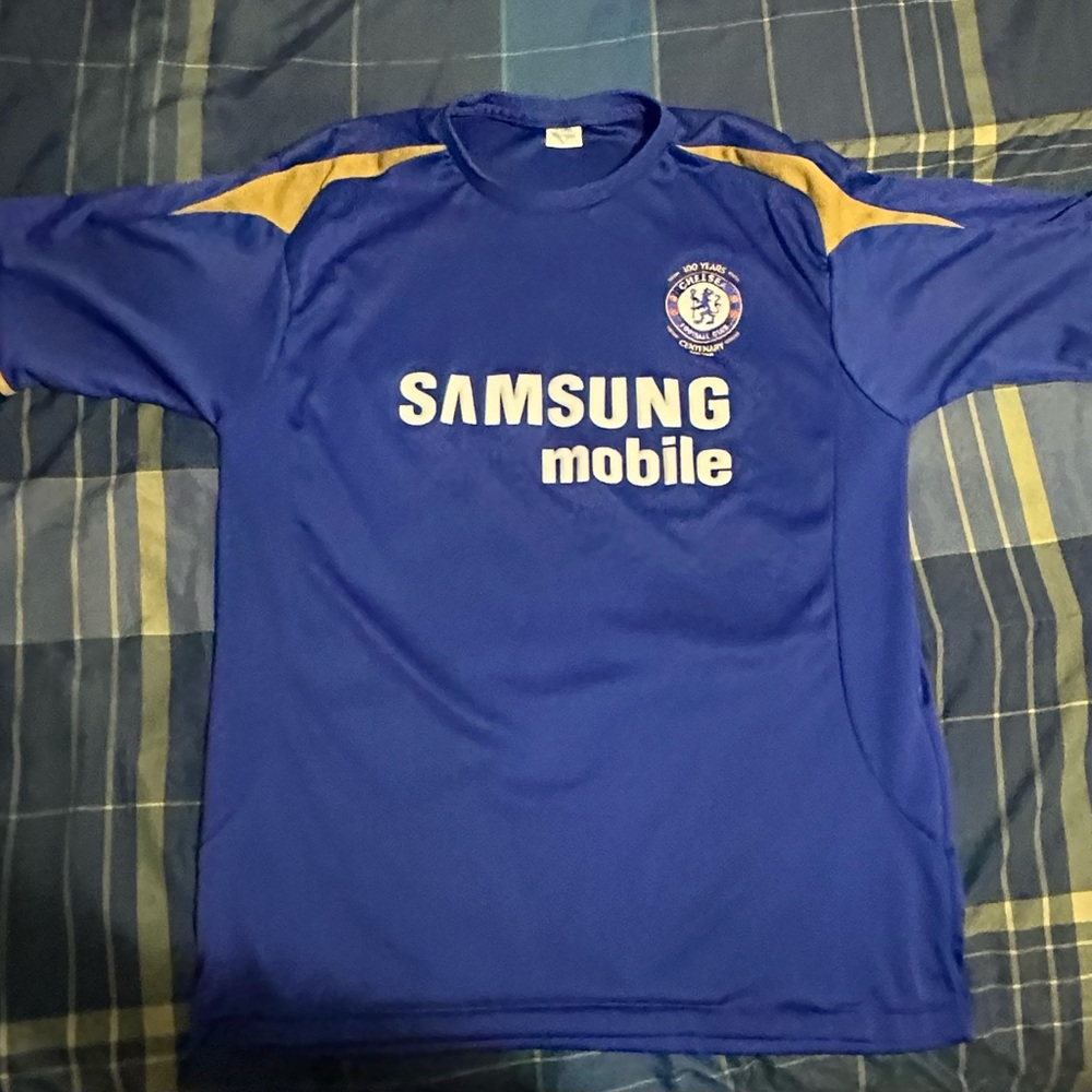 Retro 100 Year Centenary Chelsea FC shirt
Navy Blue